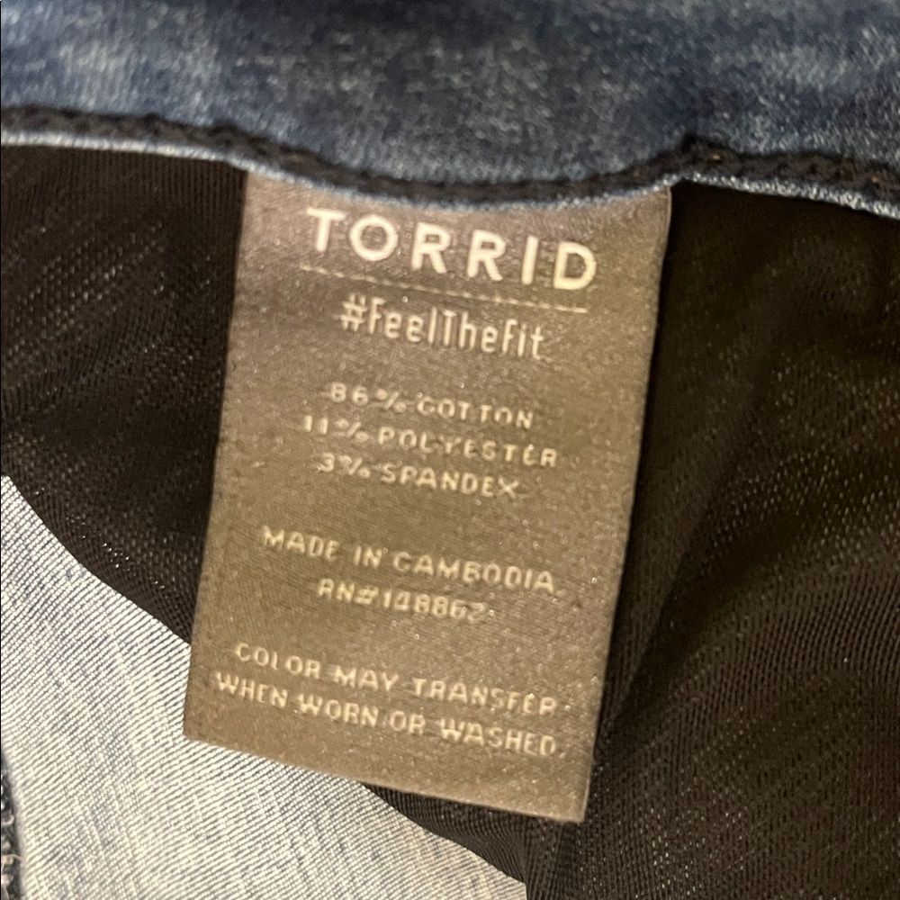 Torrid Trio Fit Slim Boot Denim Blue Jeans Stretch Size 16 - Picture 14 of 14